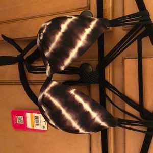 Hula honey tye-dyed women’s size small push-up top